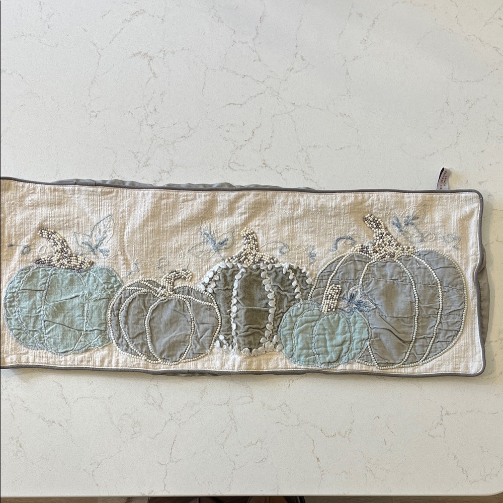 Well Dressed Home Elegant Gray and Cream Pumpkin Table Runner